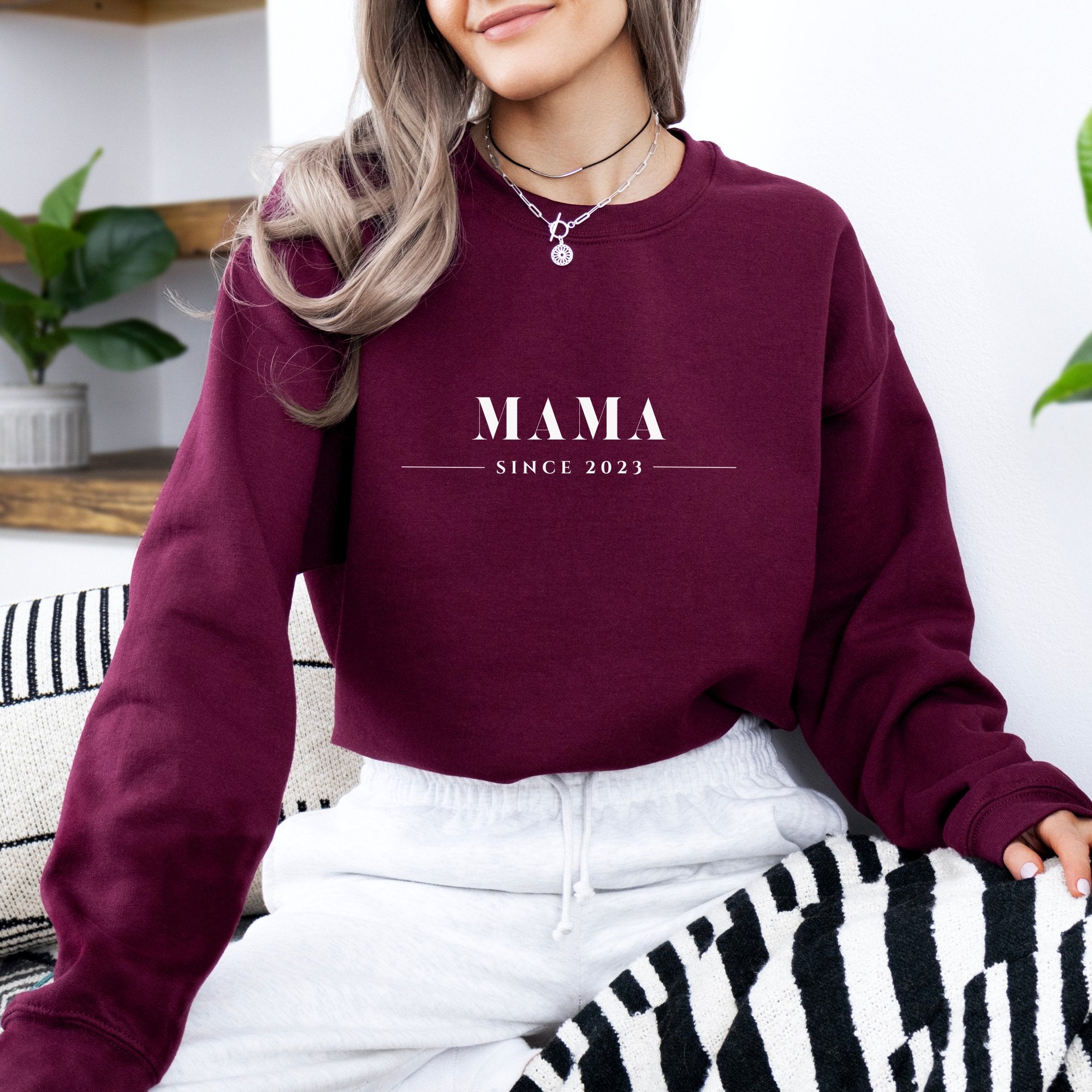 Mom's Comfort Crewneck Sweatshirt - MrsClutterWorth